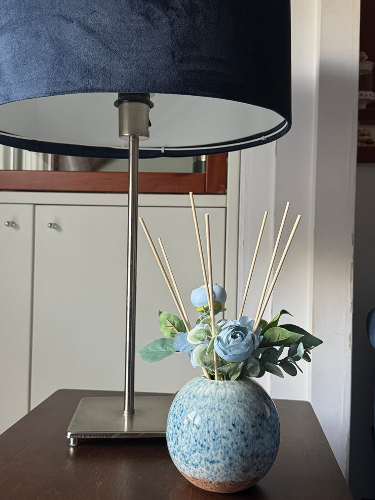Profumatore per ambienti decorato con fiori artificiali di ottima qualità