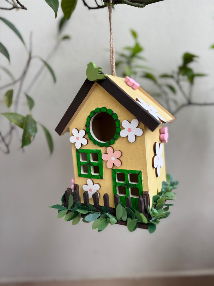 Nido per uccelli handmade