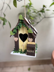 Nido di uccelli handmade