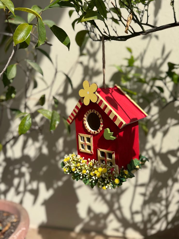 Nido per uccelli handmade