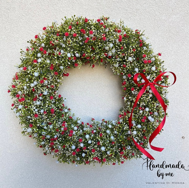 Wreath full of gypsophilia