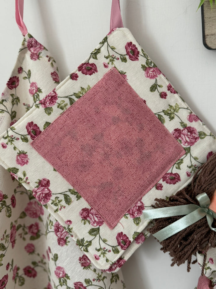 Set cucito per la cucina color rosa