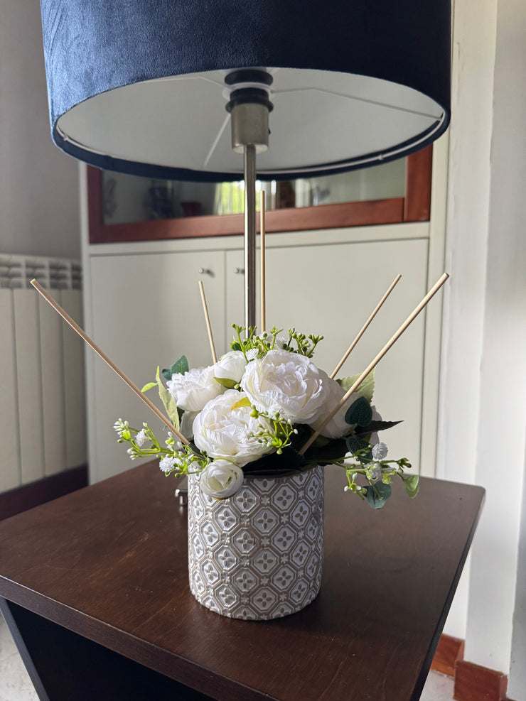 Profumatore d’ambiente con fiori artificiali