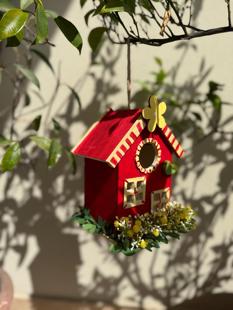 Nido per uccelli handmade
