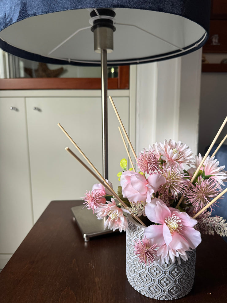 Profumatore d’ambiente con fiori artificiali