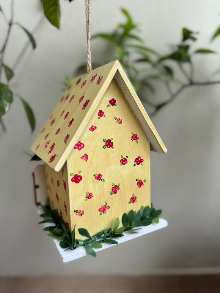 Nido di uccelli handmade