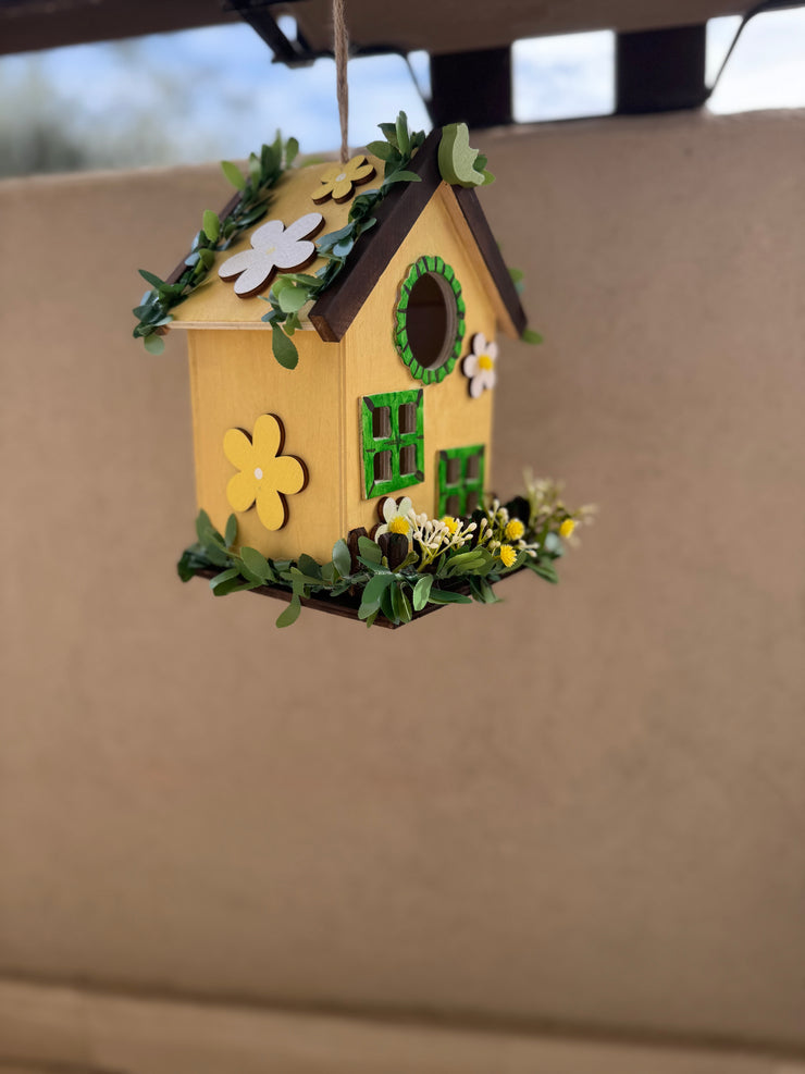 Nido per uccelli handmade