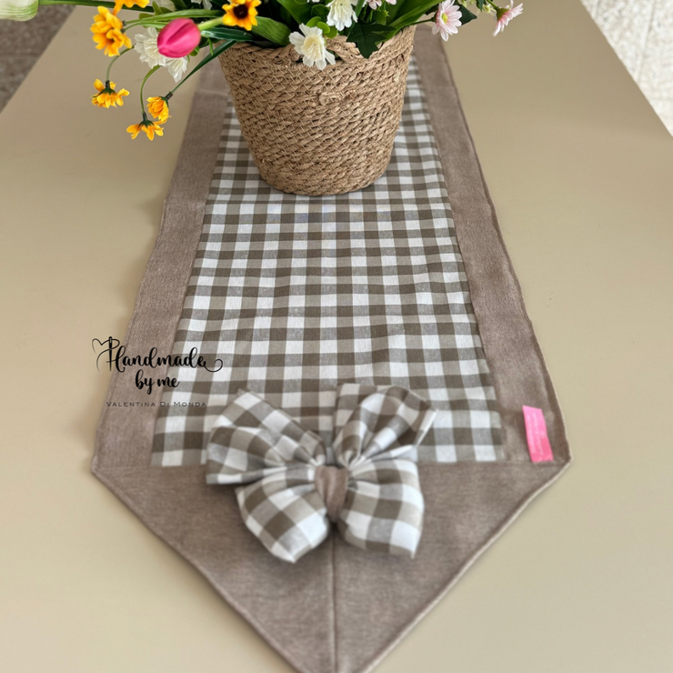 Runner centrotavola double face tortora