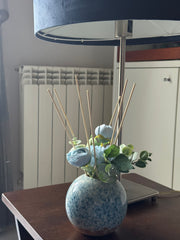 Profumatore per ambienti decorato con fiori artificiali di ottima qualità