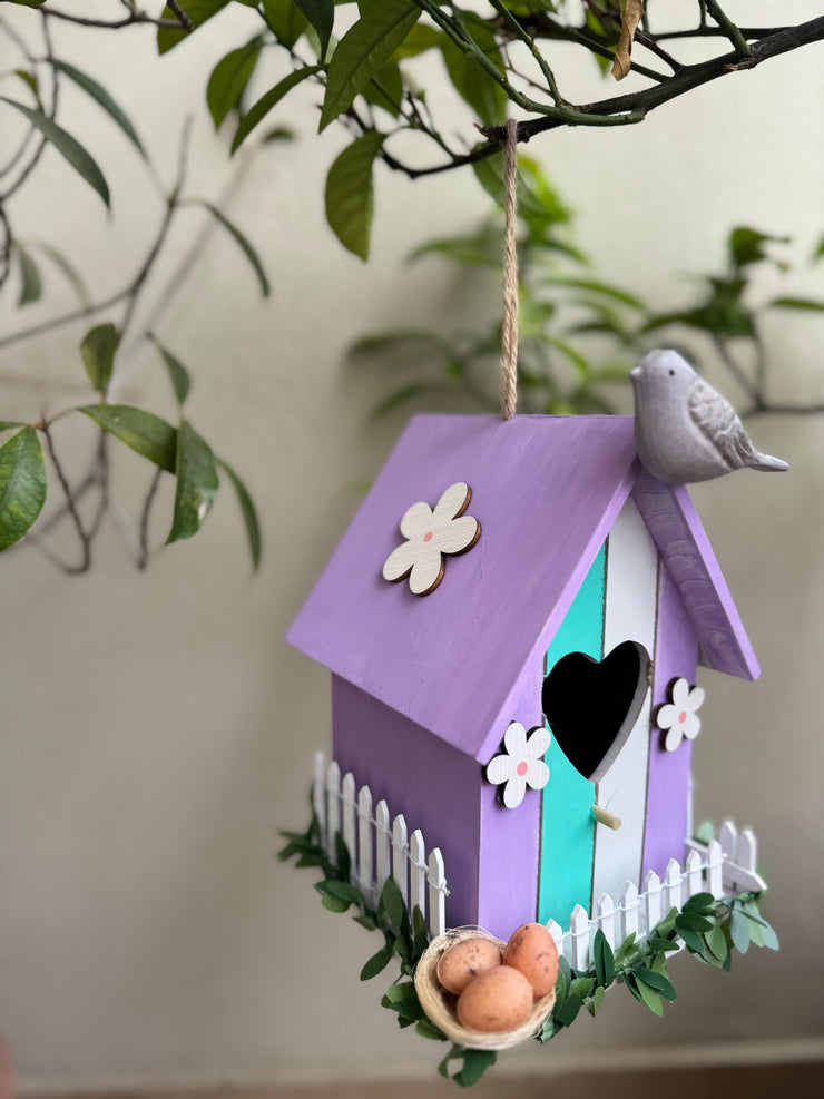 Nido di uccelli handmade